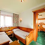 Kaltschmid - Familotel Tirol 4*