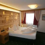 호텔 Kaltschmid - Familotel Tirol 제펠드 인 티롤