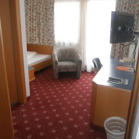 ホテル Kaltschmid - Familotel Tirol ゼーフェルト・イン・チロル