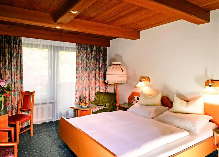 داس كالتشميد - فاميلوتيل تيرول 4*