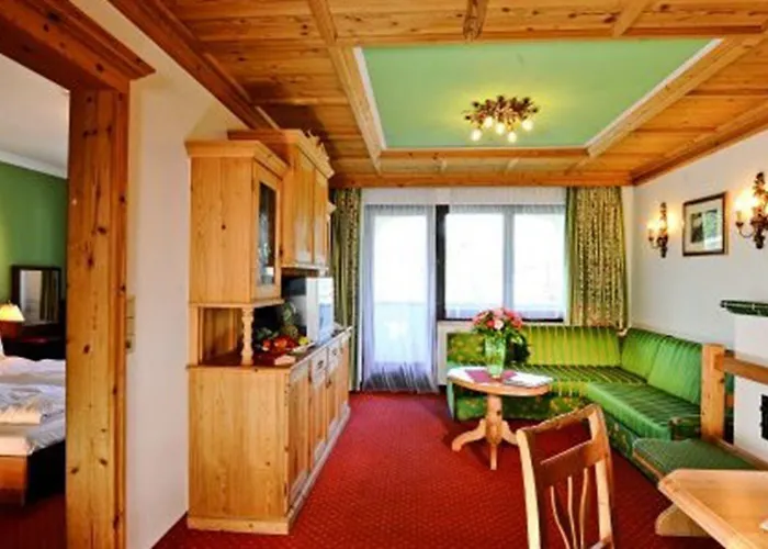 Kaltschmid - Familotel Tirol 4*