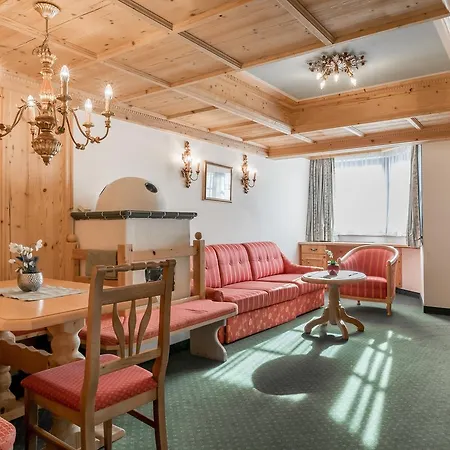 Готель Kaltschmid - Familotel Tirol